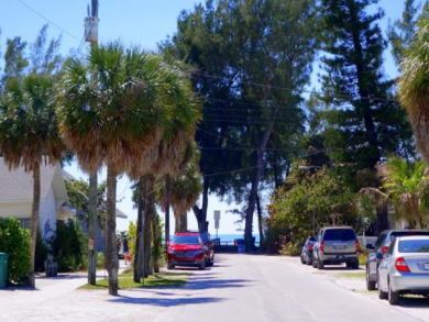 Short Walk to Beach