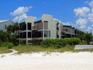 Gulf front rental condo in Holmes Beach, Florida Gulf front rental condo in Holmes Beach, Florida