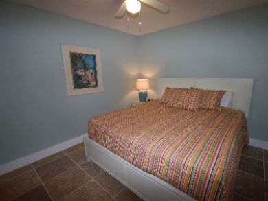 Bedroom 6 with king bed
