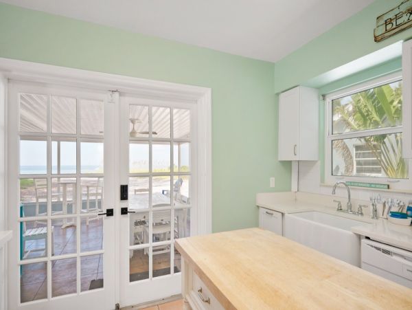Ground Level Beachfront Pool Home on Anna Maria Island