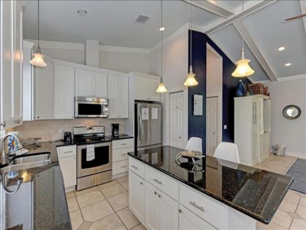 Luxury Three Bedroom Holmes Beach Vacation Pool Home