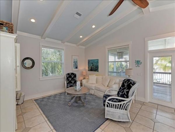 Luxury Three Bedroom Holmes Beach Vacation Pool Home
