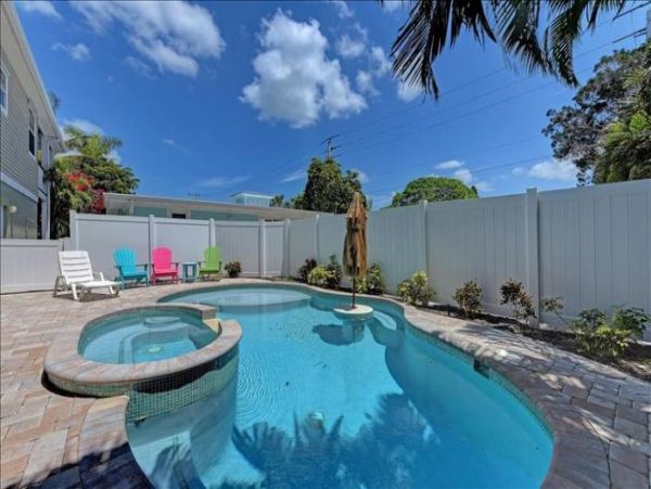 Luxury Three Bedroom Holmes Beach Vacation Pool Home