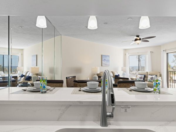 Bradenton Beach Vacation Rental - Anna Maria Island Condo
