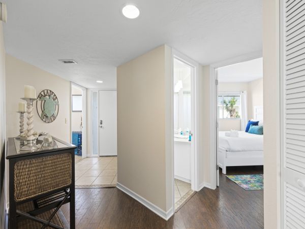 Bradenton Beach Vacation Rental - Anna Maria Island Condo