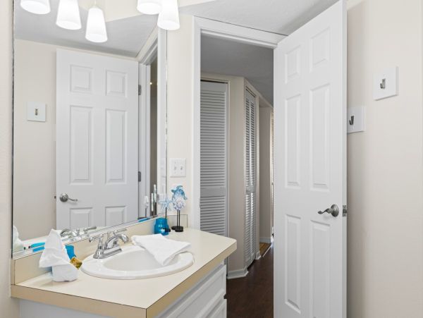 Bradenton Beach Vacation Rental - Anna Maria Island Condo