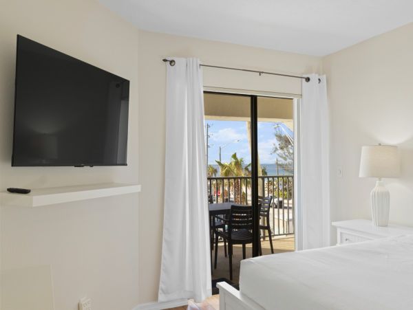 Bradenton Beach Vacation Rental - Anna Maria Island Condo