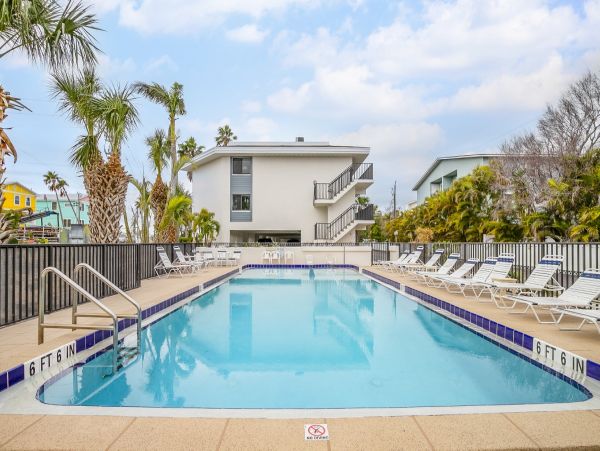 Bradenton Beach Vacation Rental - Anna Maria Island Condo