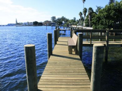 Fishing dock