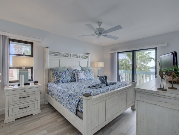 Bradenton Beach Two Bedroom Condo with Bay Views