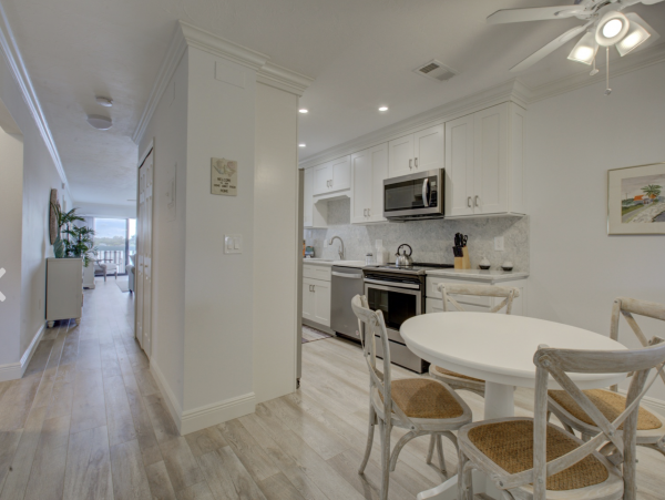 Bradenton Beach Two Bedroom Condo with Bay Views