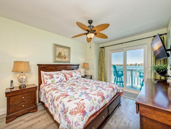 Experience Bradenton's Charm Book Your Dream Vacation Rental