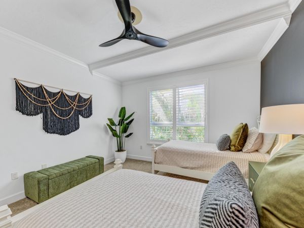 Anna Maria Island 4 Bed Rental Value Price 75 Yards to Beach