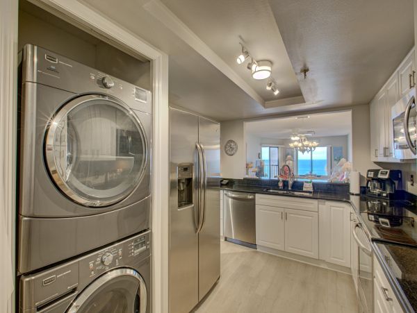Bradenton Beach 2 Bedroom Condo Sleeps 6 Across From Beach
