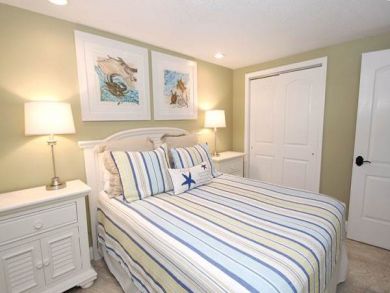 Guest Bedroom with Queen Bed