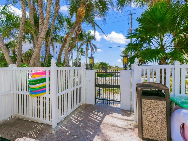 Siesta Key Condo Located Across the Street from the Beach