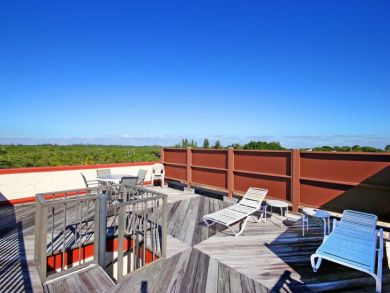 Sanibel Beachfront Penthouse 2 Bedroom Condos Sleeps 6