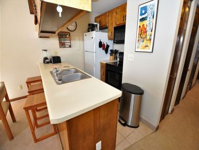 East Vail Vacation Ski Condo Rental with Three Bedrooms