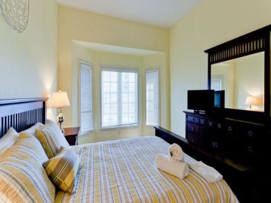 Three bedroom Vacation Accommodations Anna maria Island.