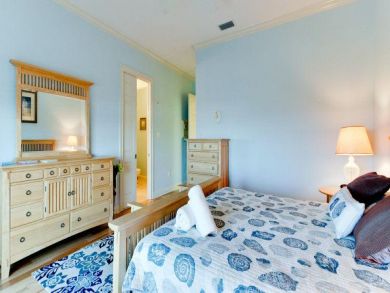 Three bedroom Vacation Accommodations Anna maria Island.