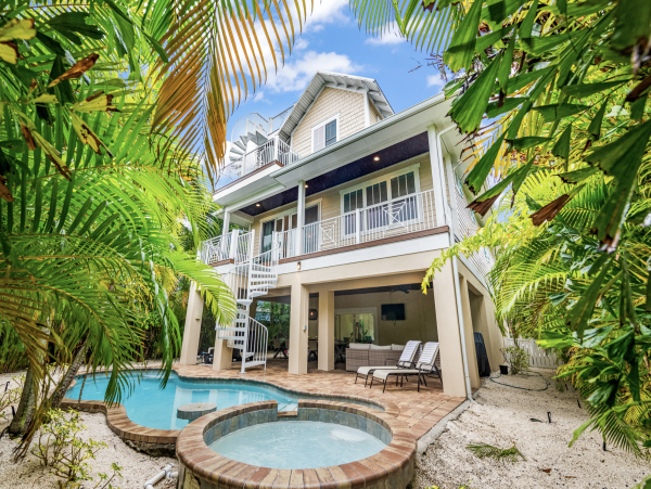 Luxury Beach Home Anna Maria Island Five Bedroom Rental Close to Bean Point