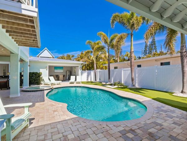 Luxury Anna Maria Vacation Home Sleeps 8 Private Pool