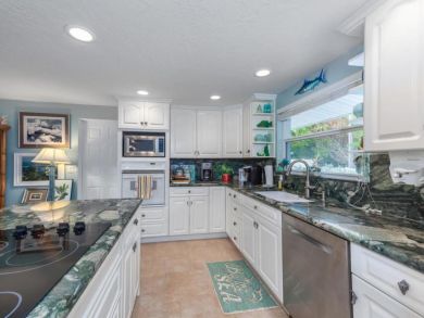 Stunning  Holmes Beach Vacation Home Luxury Interior