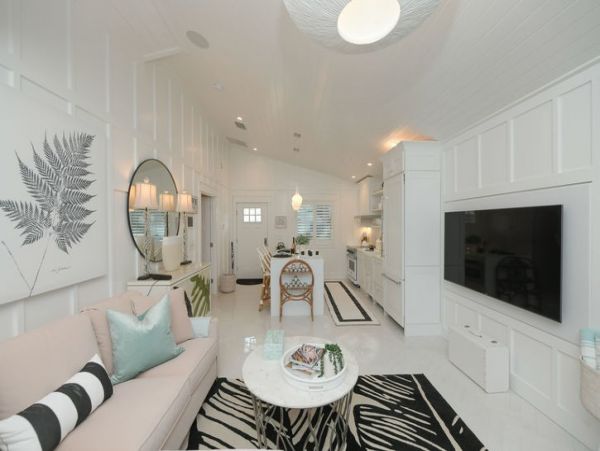 Bradenton Historic Beach Cottage Completely Renovated