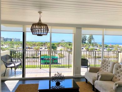 Siesta Key Vacation Condo 2 Bedrooms Sleeps 6 Walk to Beach