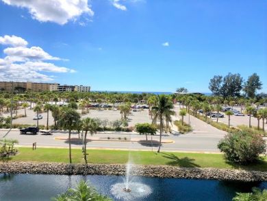 Siesta Key Vacation Condo 2 Bedrooms Sleeps 6 Walk to Beach