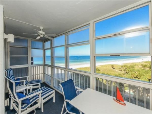 Siesta Key Two Bedroom Beach Condo Sleeps Six Guest