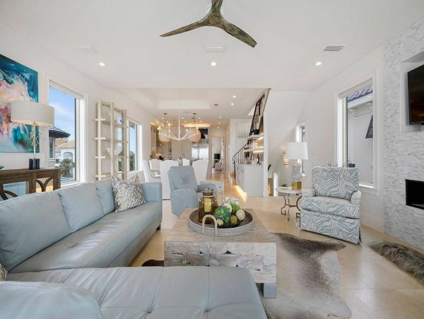Beachfront Luxury Four Bedroom Rental Home Away From Home