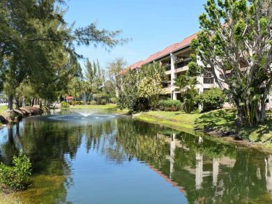 Holmes Beach, Florida vacation condo close to bay & beach Holmes Beach, Florida vacation condo close to bay & beach