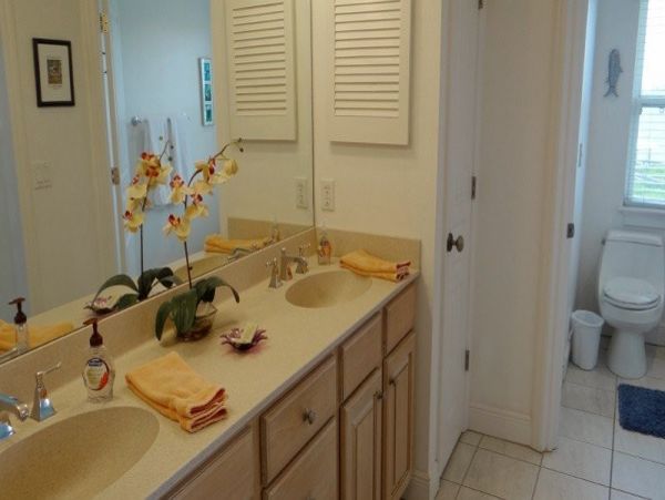 Bradenton Beach Two Bedroom Vacation Condo Sleeps Six