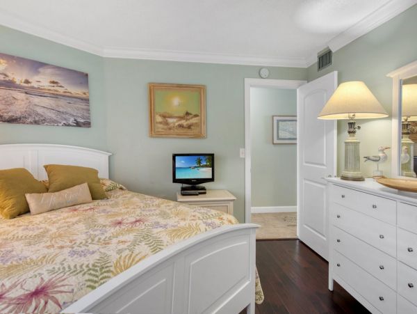Exception Views Bradenton Beach 2 Bedroom On Beach Condo