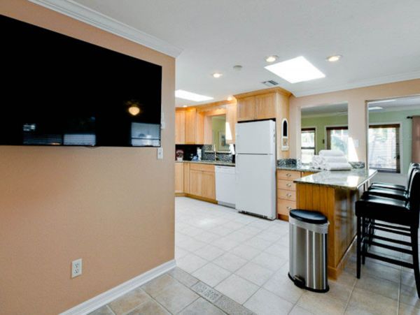 Luxury Anna Maria Walk to Beach Vacation Rental Home