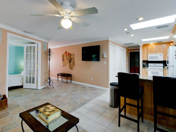 Luxury Anna Maria Walk to Beach Vacation Rental Home