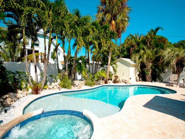Luxury Anna Maria Walk to Beach Vacation Rental Home