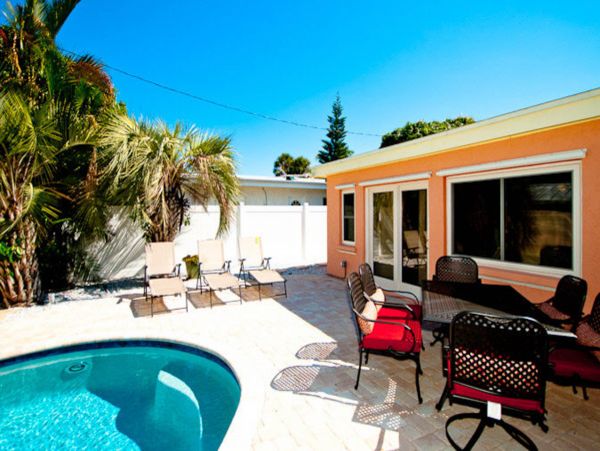 Luxury Anna Maria Walk to Beach Vacation Rental Home