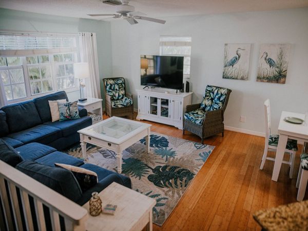 Four Bedroom Close to Beach Private Pool in North Anna Maria