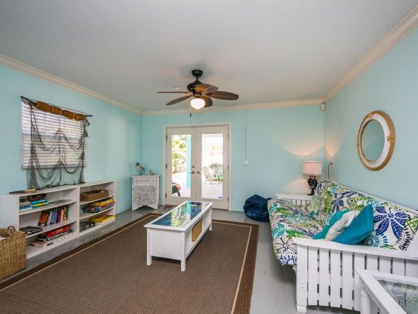 Four Bedroom Close to Beach Private Pool in North Anna Maria