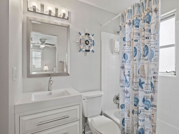 A Rare Gem on Siesta Key 2 Bedroom Vacation Rental