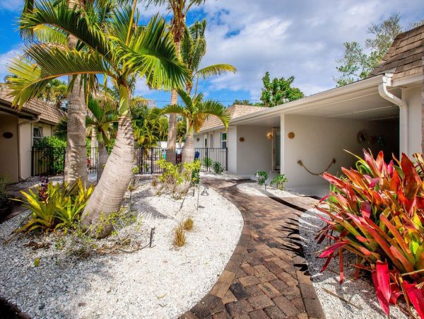 A Rare Gem on Siesta Key 2 Bedroom Vacation Rental
