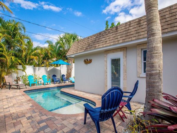 A Rare Gem on Siesta Key 2 Bedroom Vacation Rental