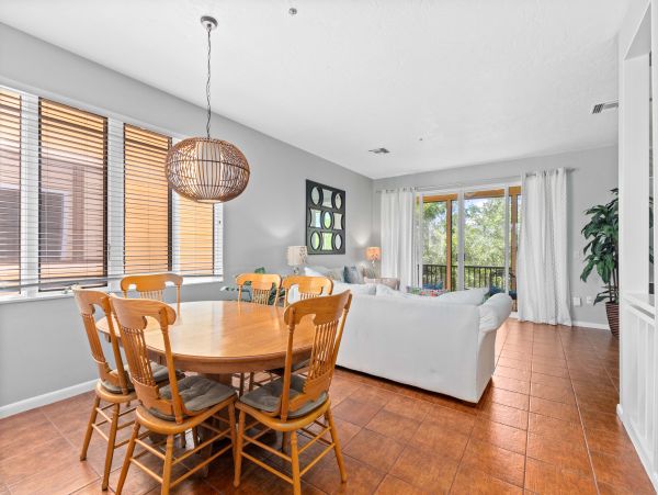 Great Value Two Bedroom Vacation Condo on Longboat Key