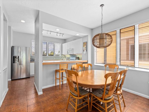 Great Value Two Bedroom Vacation Condo on Longboat Key