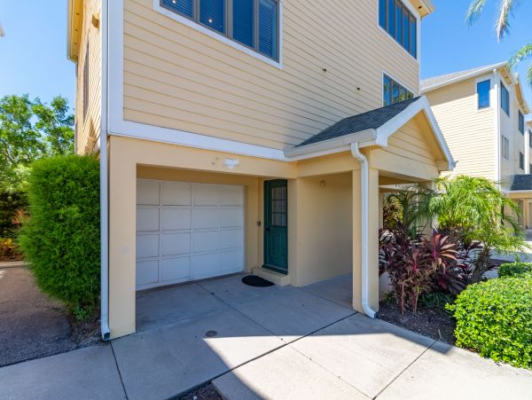 Great Value Two Bedroom Vacation Condo on Longboat Key