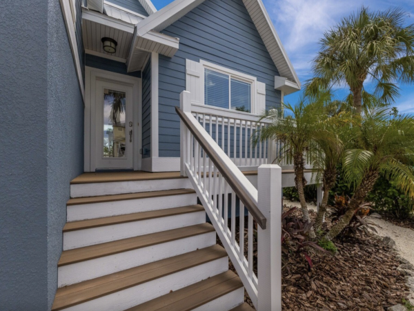 Almost On The Beach - Anna Maria Five Bedroom Rental