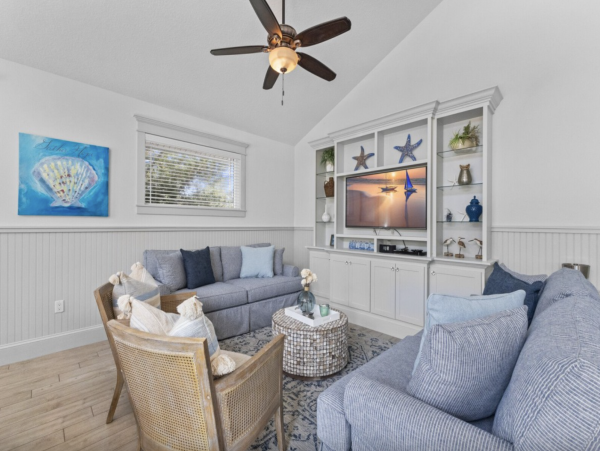 Almost On The Beach - Anna Maria Five Bedroom Rental