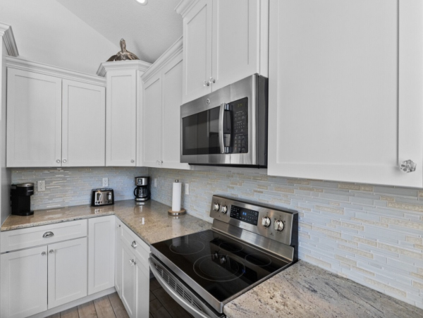Almost On The Beach - Anna Maria Five Bedroom Rental